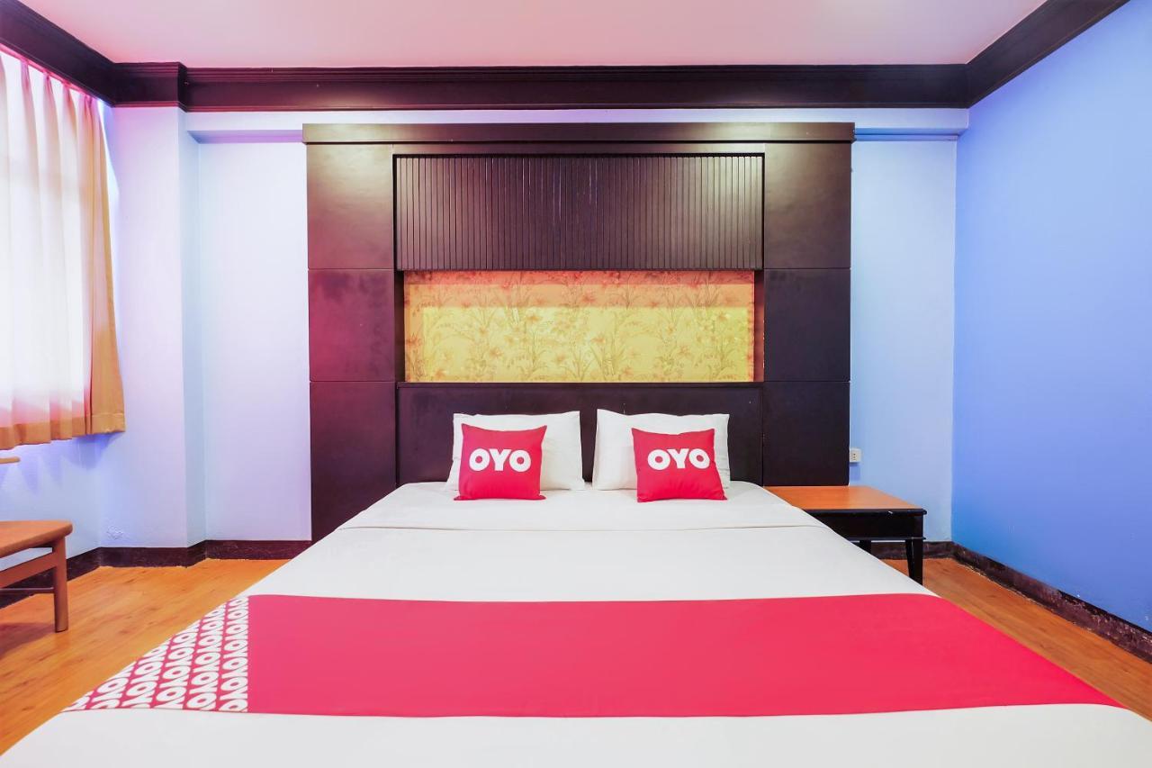 Oyo 565 Trang Hotel Exterior foto